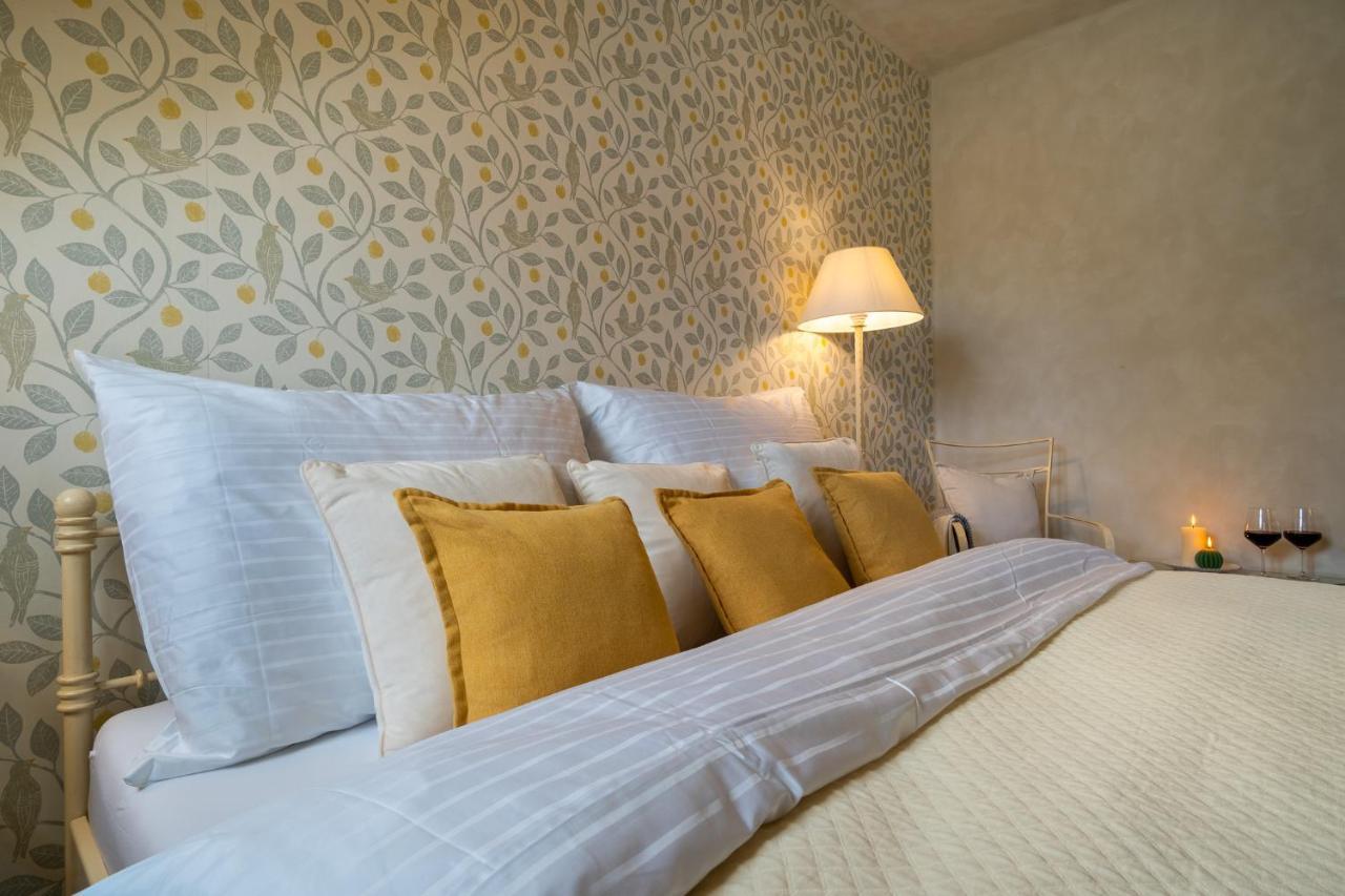 Boutique Hotel Soukenikuv Dum Kutna Hora Ngoại thất bức ảnh