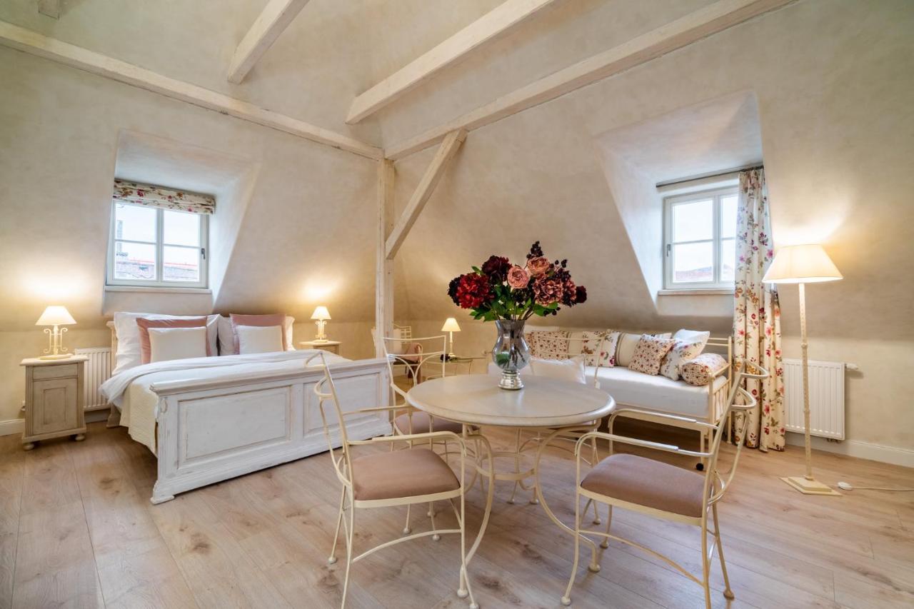 Boutique Hotel Soukenikuv Dum Kutna Hora Ngoại thất bức ảnh