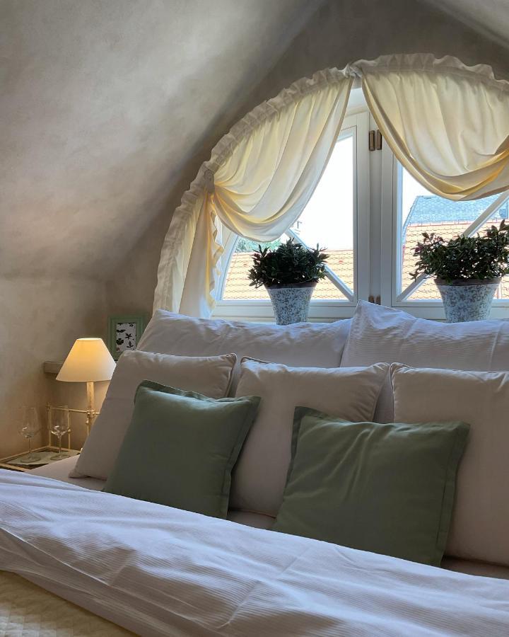 Boutique Hotel Soukenikuv Dum Kutna Hora Ngoại thất bức ảnh