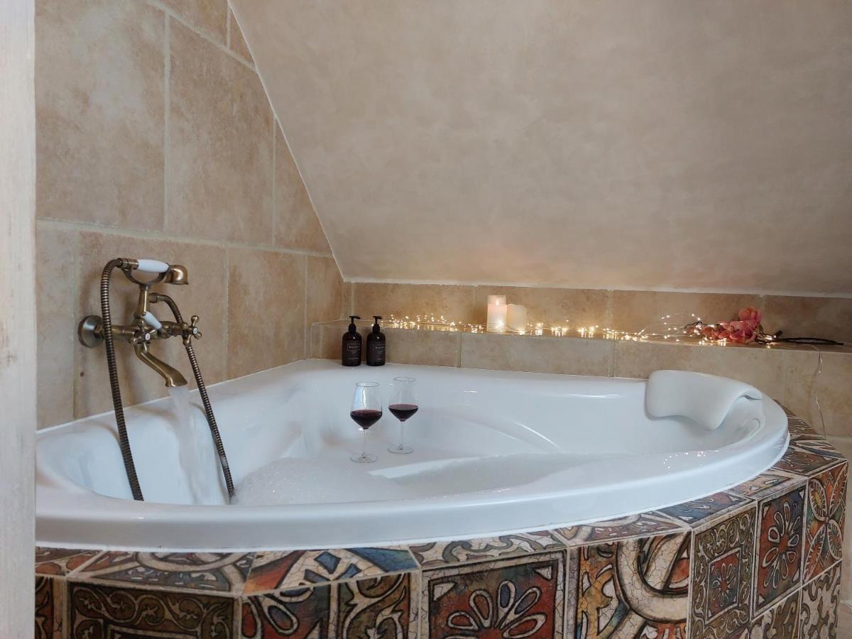 Boutique Hotel Soukenikuv Dum Kutna Hora Ngoại thất bức ảnh