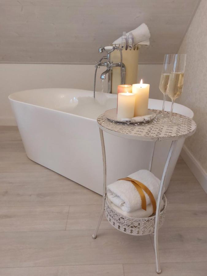 Boutique Hotel Soukenikuv Dum Kutna Hora Ngoại thất bức ảnh